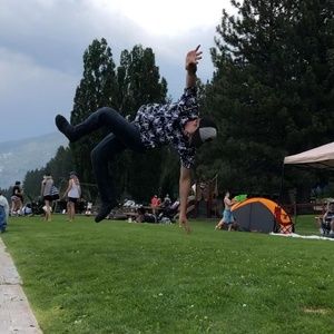 Meet your Posher, Juan